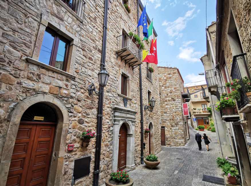 Las Madonías - Ayuntamiento de Geraci Siculo