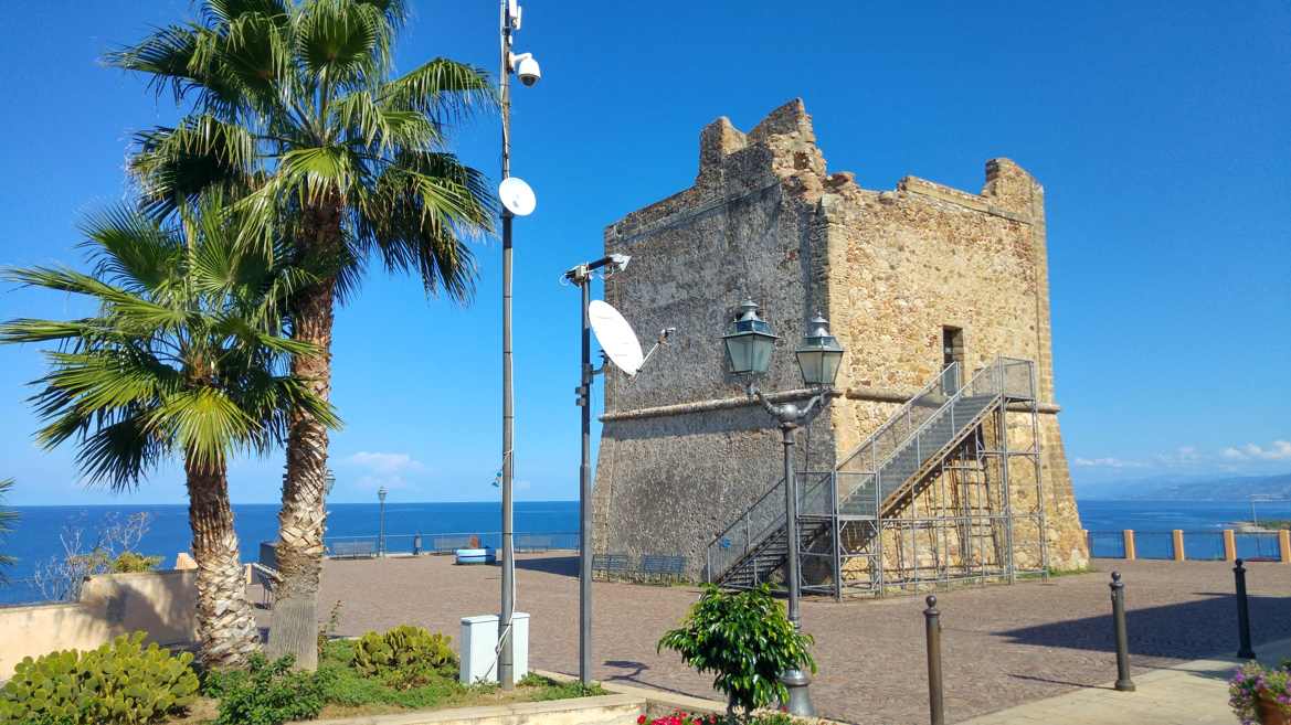 Torre de vigía y mirador en Finale