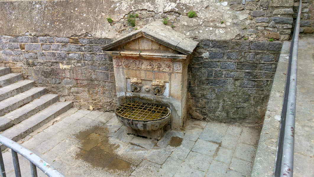 Fuente Due Cannoli