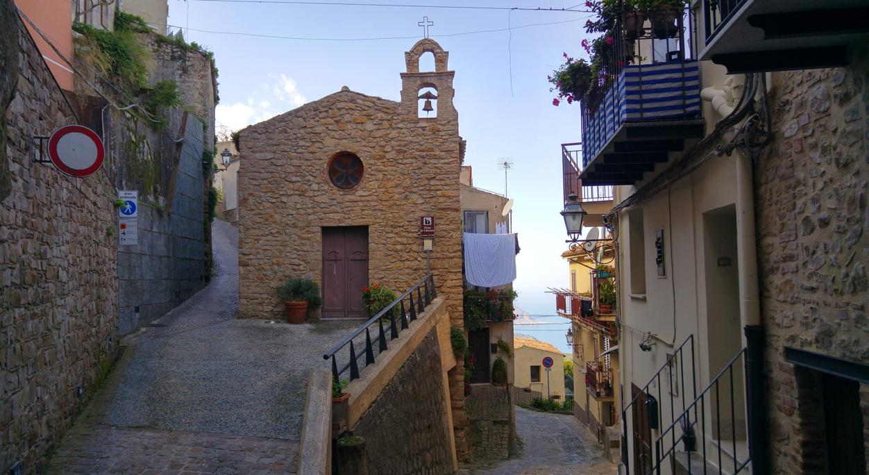 Pollina - Iglesia de San Antonio