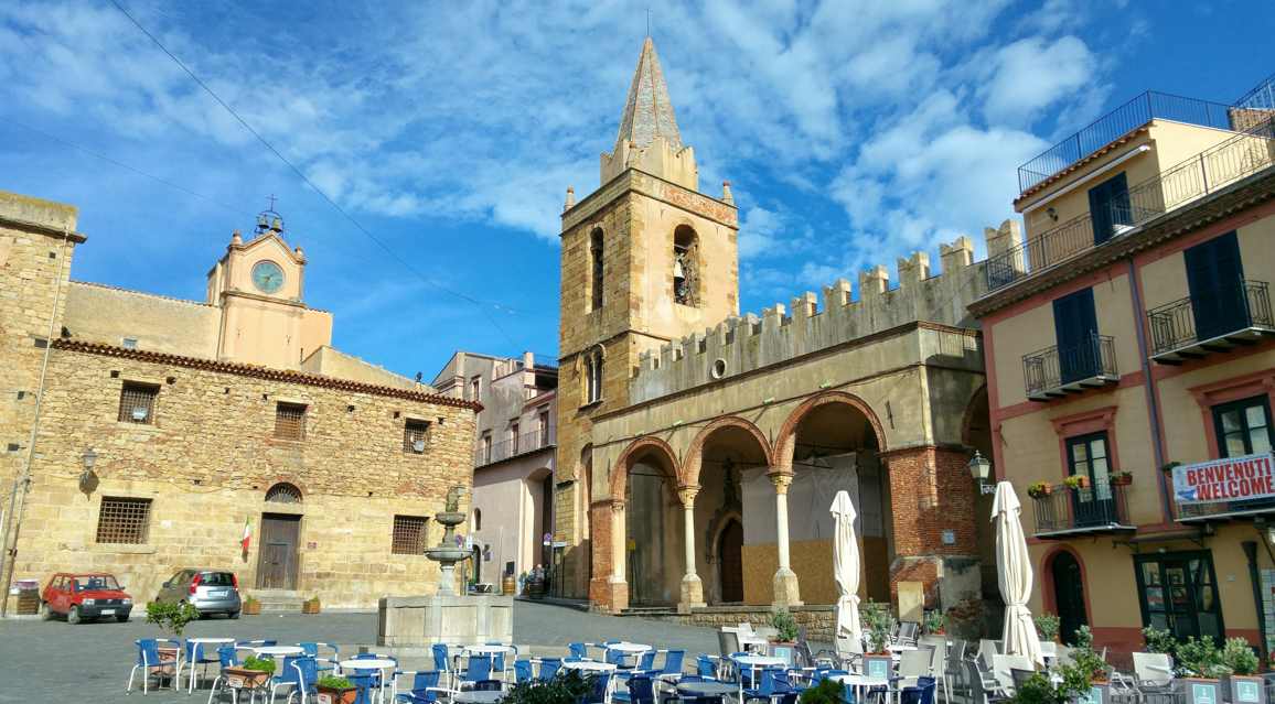 Piazza Margherita de Castelbuono