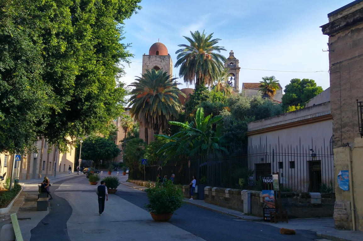 San Giovanni degli Eremiti - entrada conjunto monumental