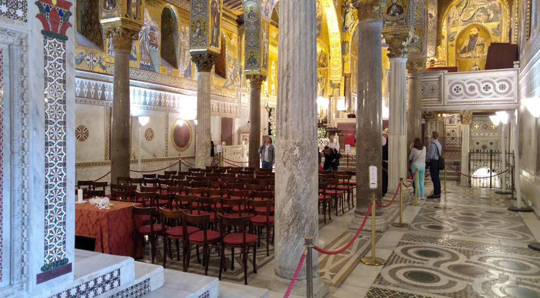 el interior de la Capilla Palatina