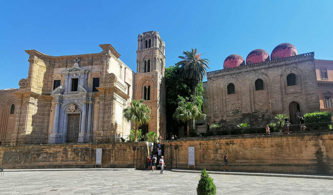 Iglesias de Santa Maria dell'Ammiraglio y de San Cataldo