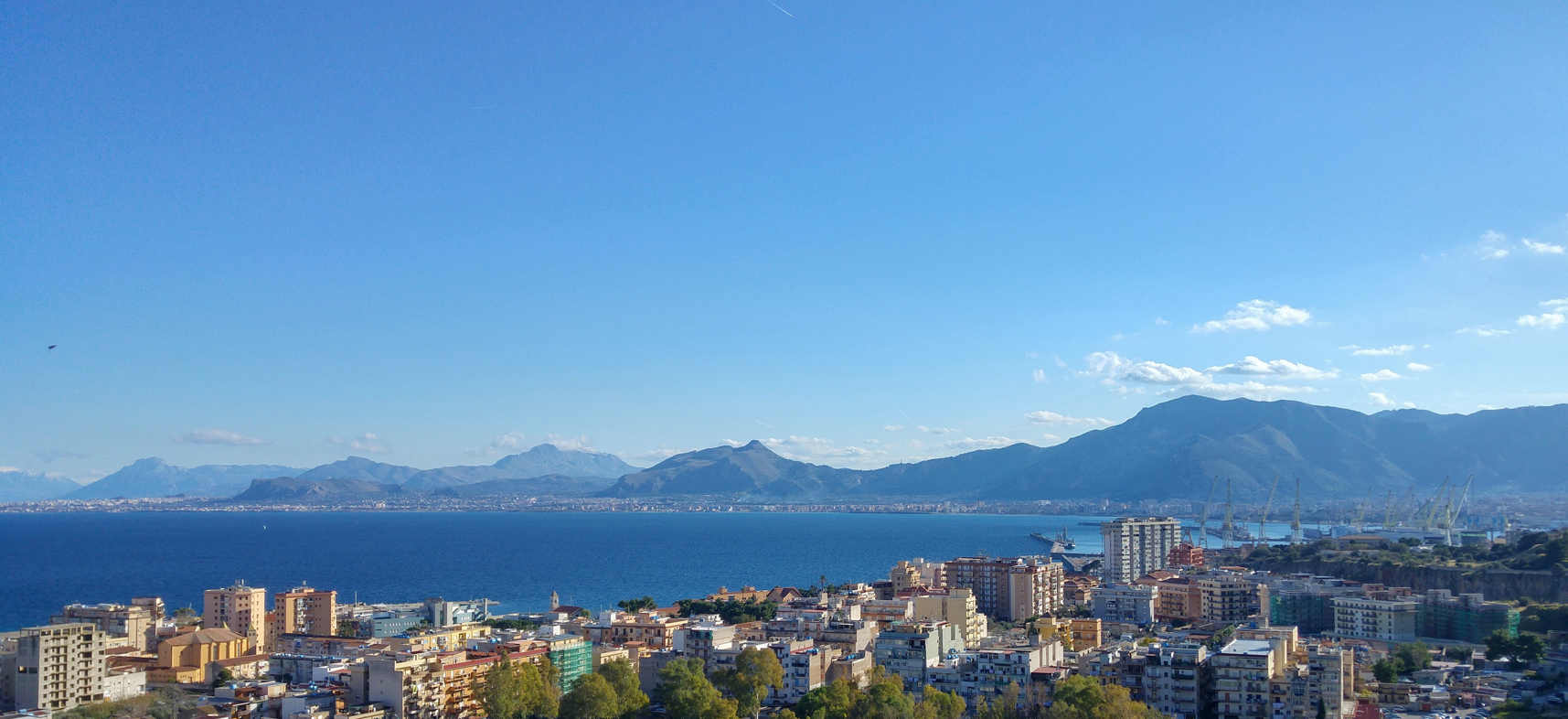 Golfo di Palermo - la bahía vista desde el Monte Pellegrino