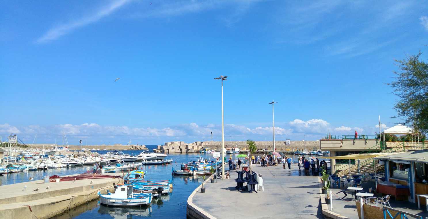 Isola delle Femmine - muelle pescadores