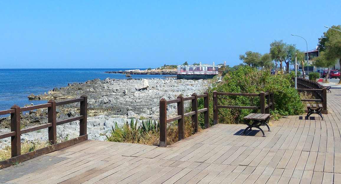 Paseo marítimo de Barcarello