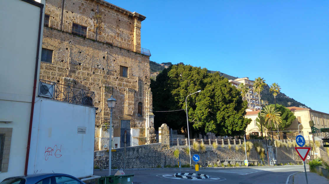 parada autobús 389 en Monreale