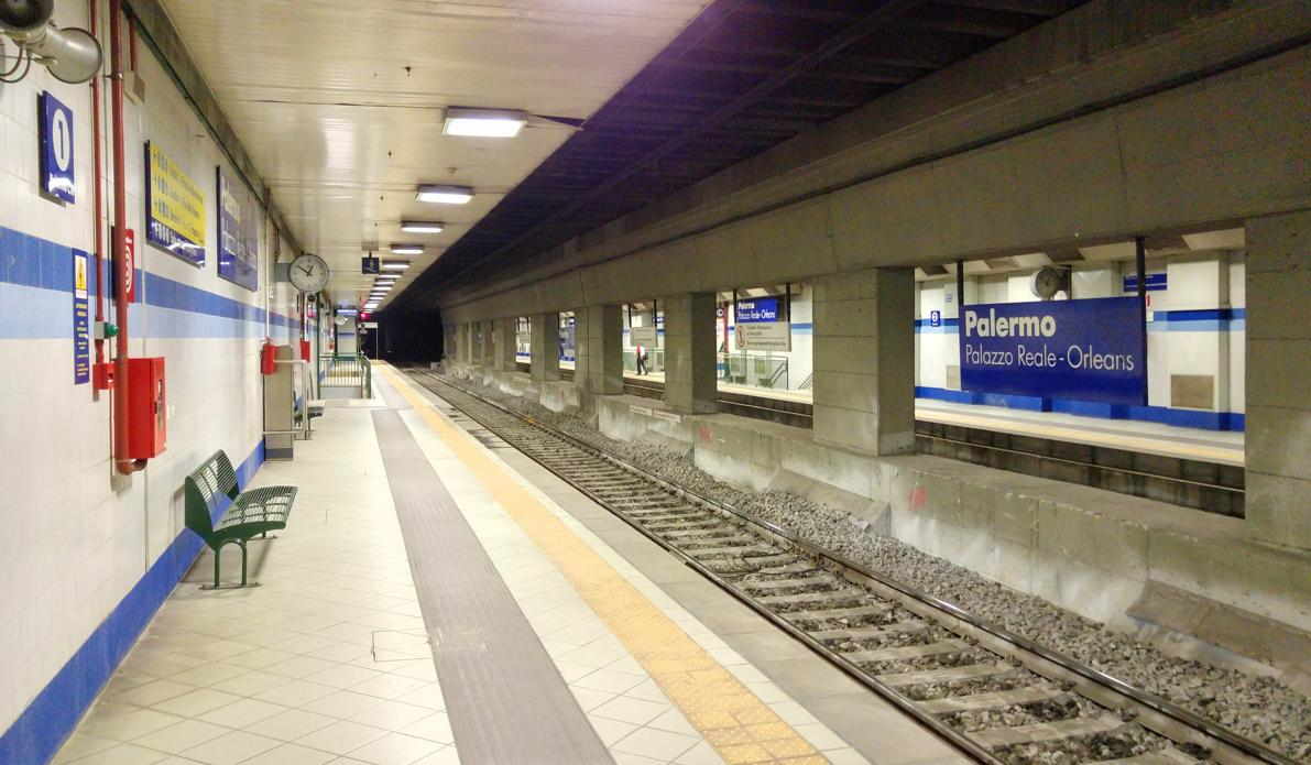 parada Palazzo Reale-Orleans de la metropolitana de Palermo