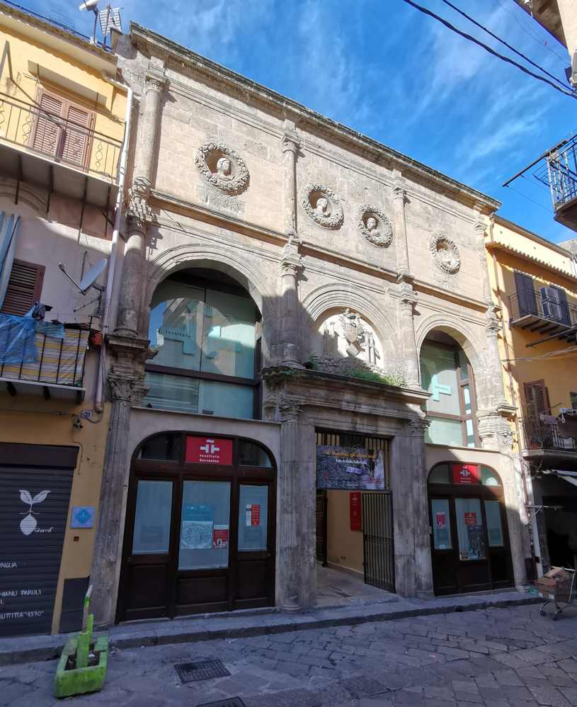 Santa Eulalia - Loggia dei Catalani