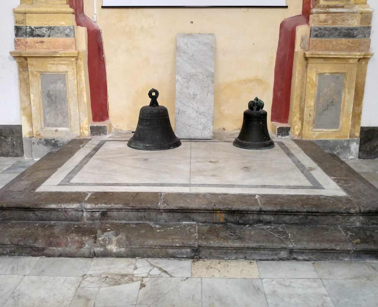 Santa Eulalia de los Catalanes - campanas