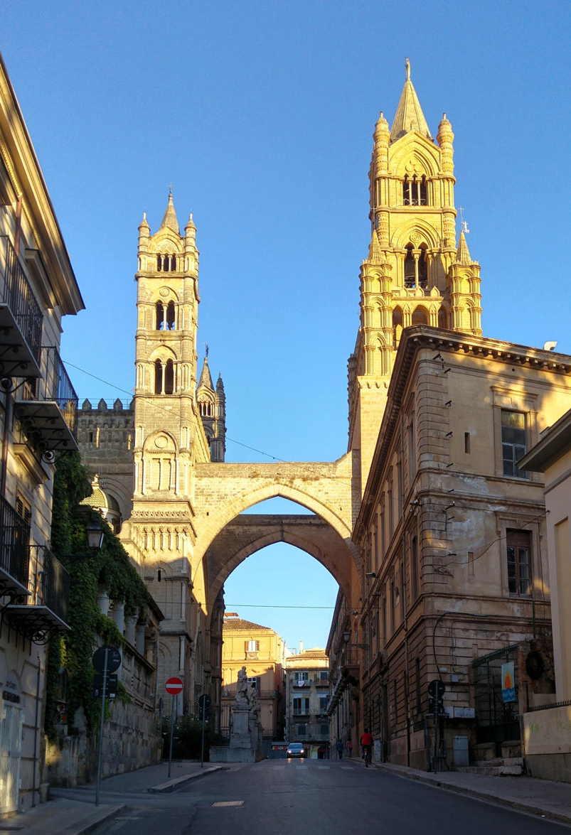 Palazzo Arcivescovile de Palermo - esquina norte
