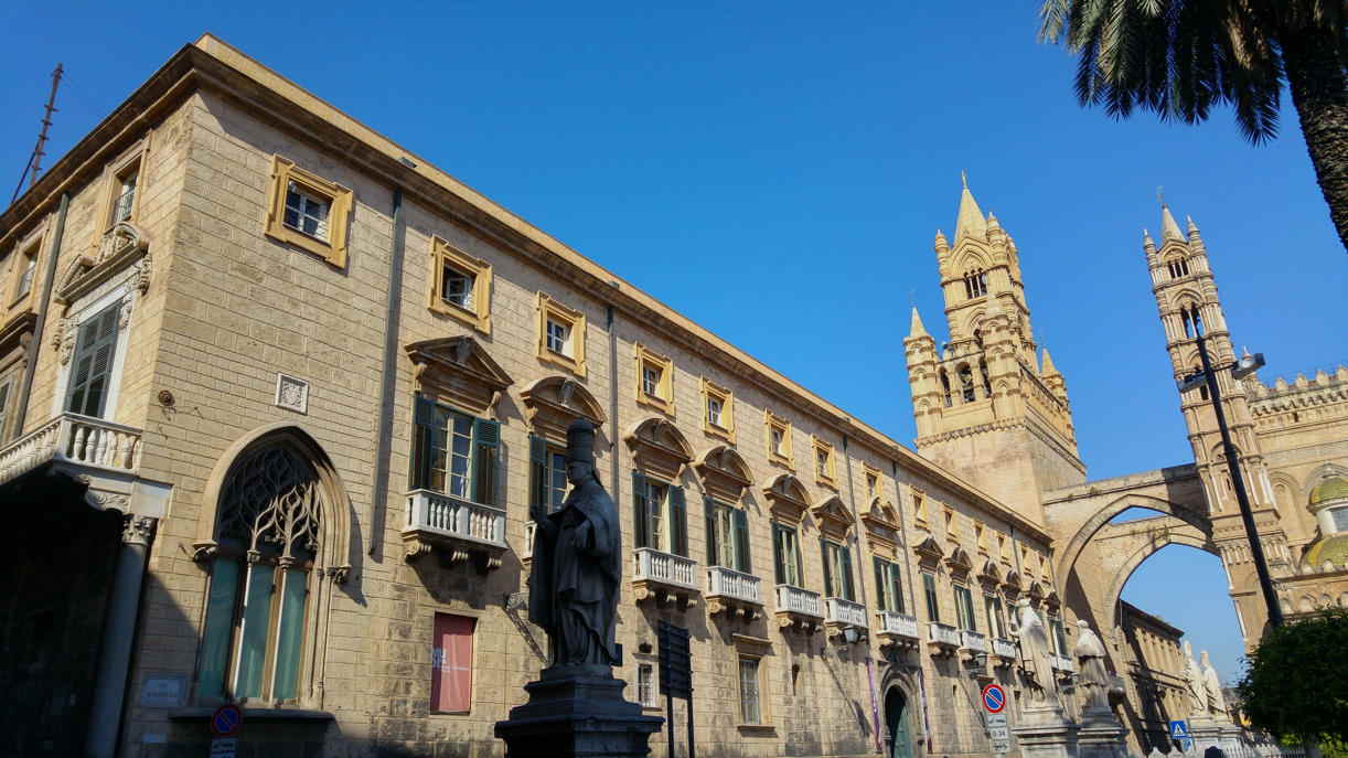Palazzo Arcivescovile de Palermo - fachada principal