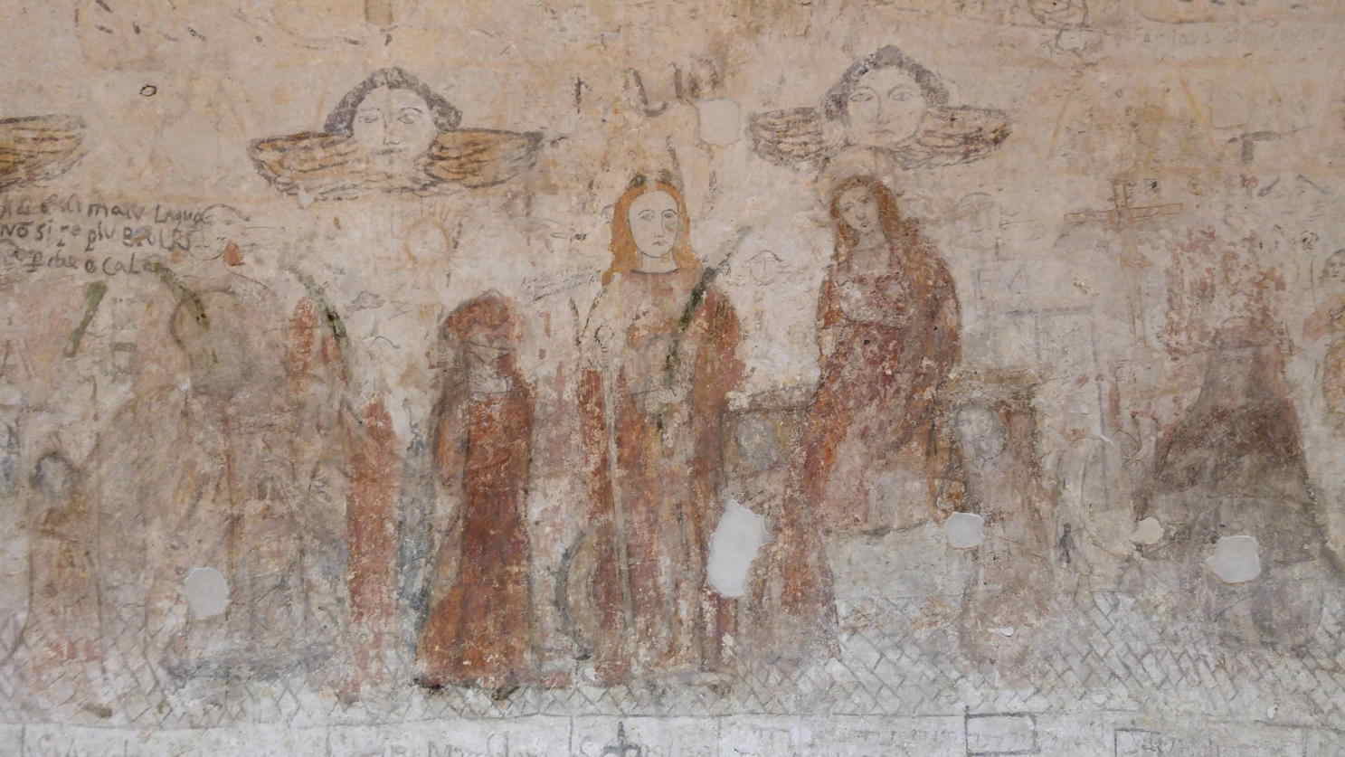Museo de la Inquisición - grafitos hechos por mujeres detenidas