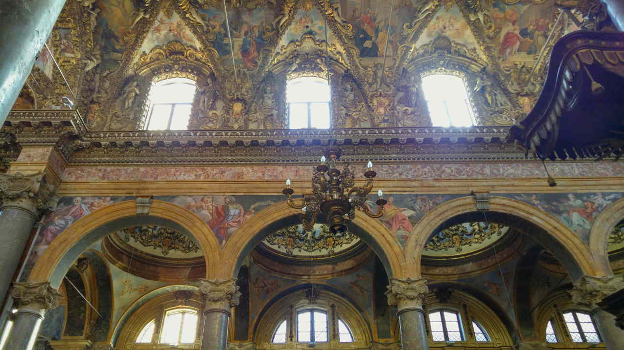 San Giuseppe dei Teatini - ventanas del lado derecho