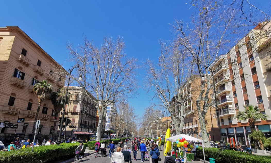 Viale della Libertà - Avenida peatonalizada el domingo