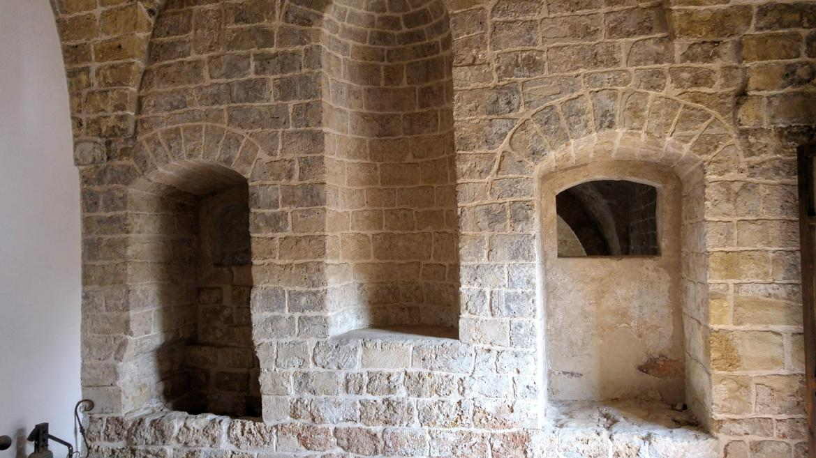 Capilla de la Trinità - las ventanas de la sala real